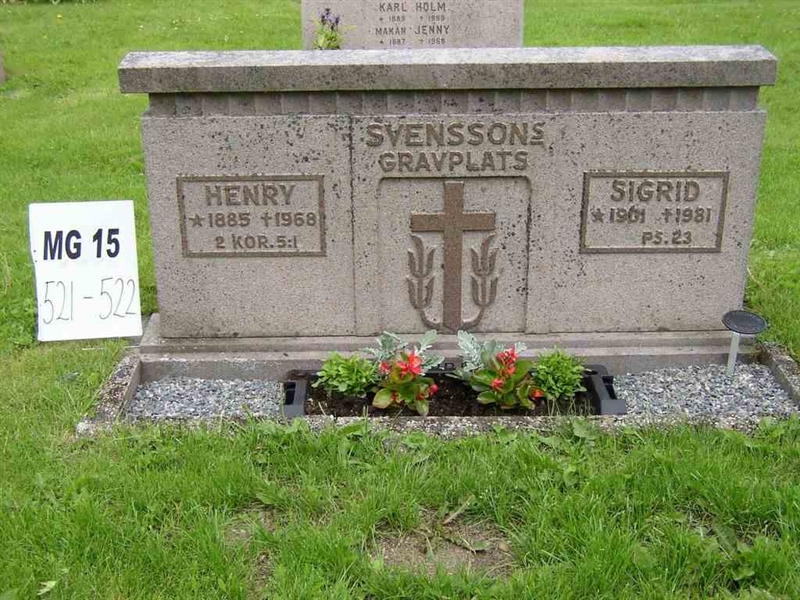 Grave number: M G 15 521-522