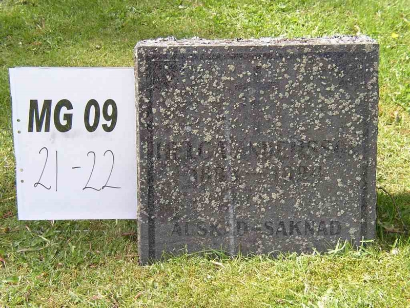 Grave number: M G 09    21-22