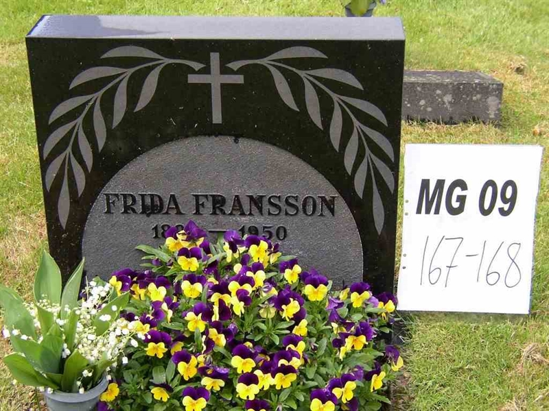 Grave number: M G 09   167-168