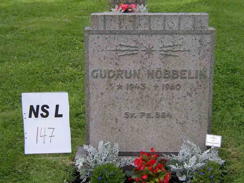 Grave number: NS L   147