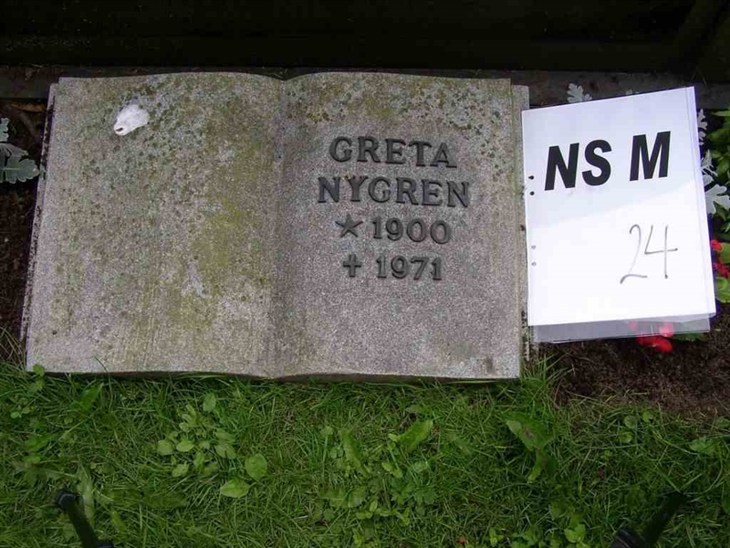 Grave number: NS M    23-24
