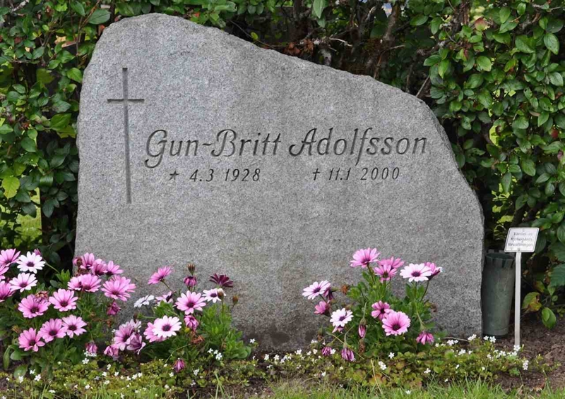 Grave number: A D   110-111