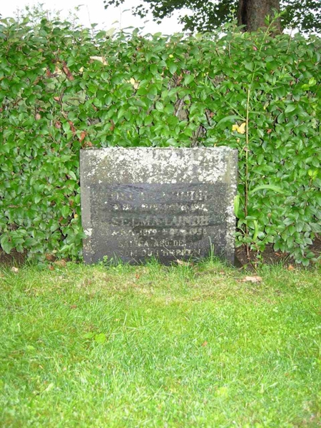 Grave number: G B    16-17
