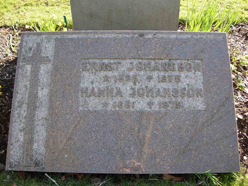 Grave number: A J   195-196