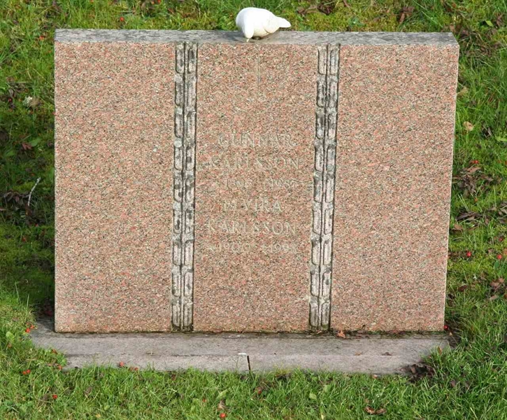 Grave number: F Ö B    33-34