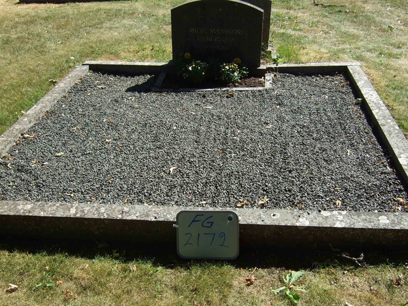 Grave number: F G B    35-36