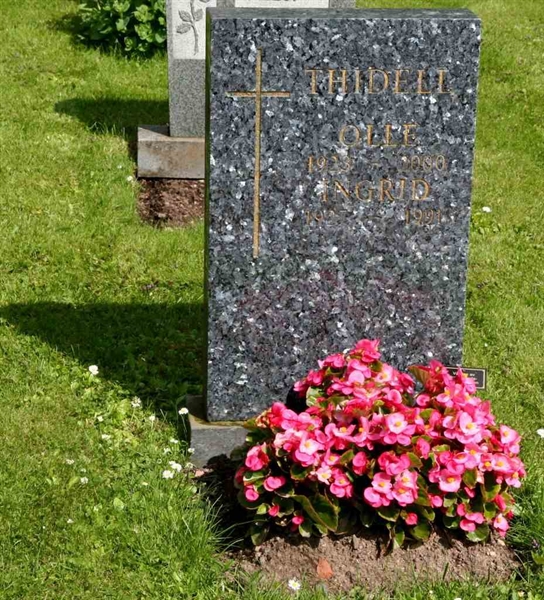 Grave number: A X H     6