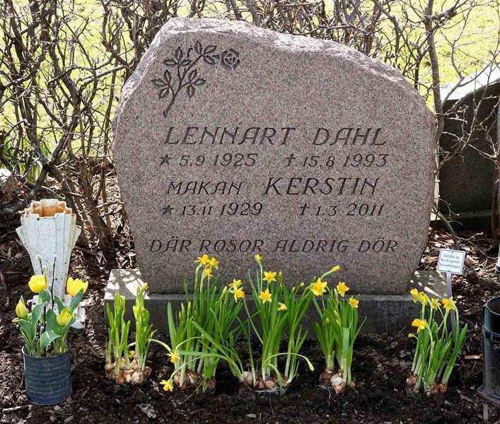 Grave number: A M 235-236