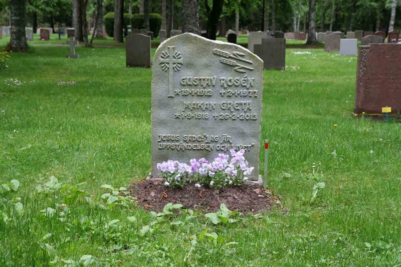 Grave number: S 10D C     3-4