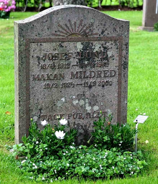 Grave number: S 26A D    15-16
