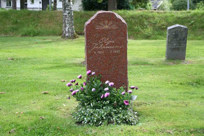 Gravnummer: S 27 B    10