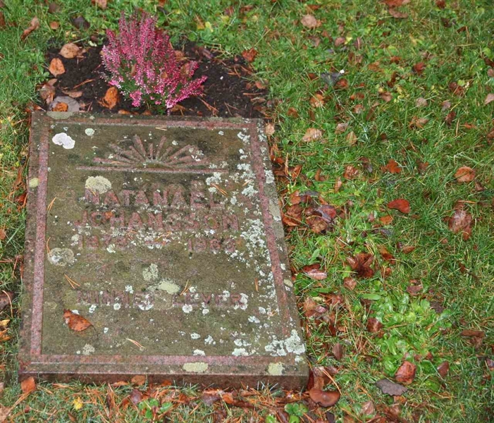 Grave number: S 28D E    15