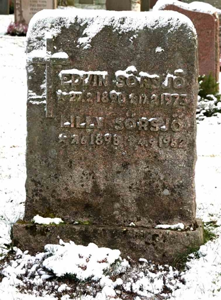 Grave number: S 19B D     5-6