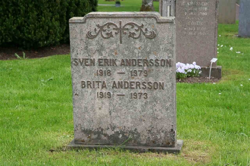 Grave number: S 19B B     1-2