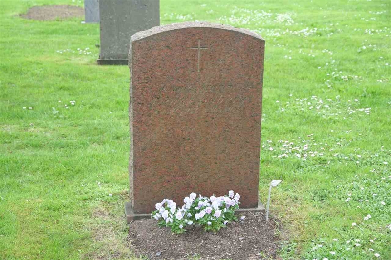 Grave number: S 19D A    13-14