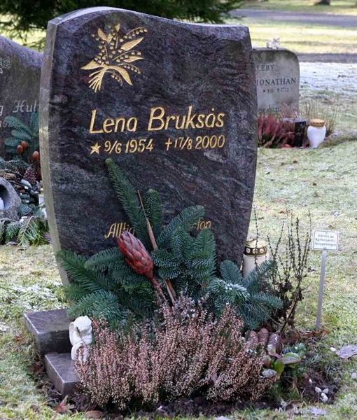 Grave number: S 18B D     5