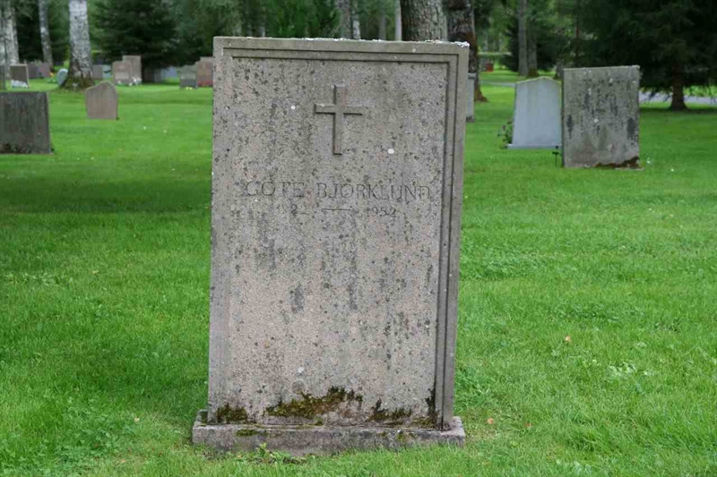Grave number: S 20B A    11-12