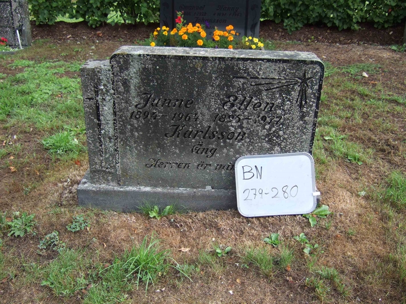 Grave number: B N B 27-28