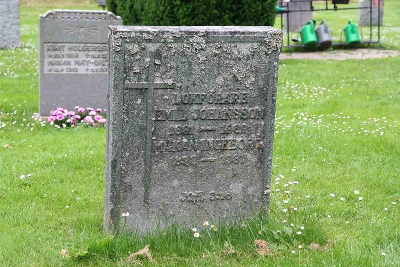 Grave number: S 23A C    15-16