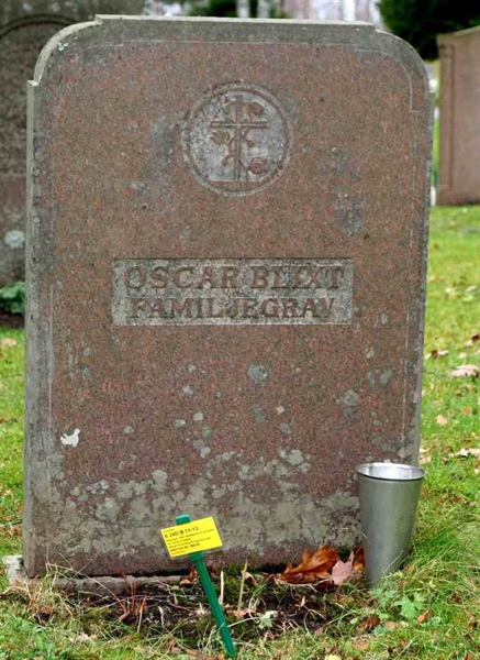 Gravnummer: S 24D B    11-13