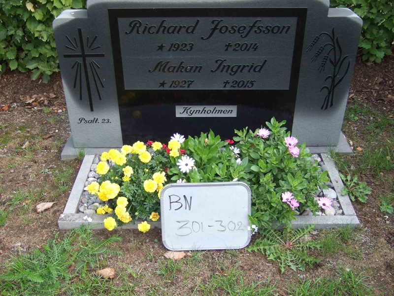 Gravnummer: B N B    23-24