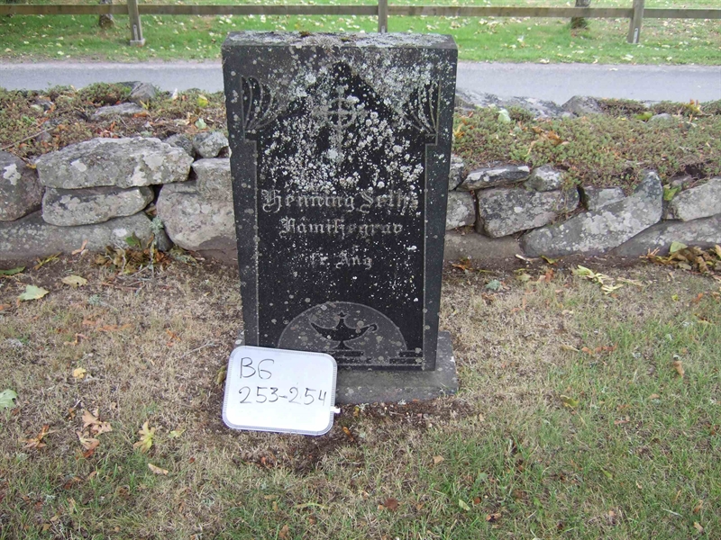 Grave number: B G B    51-52