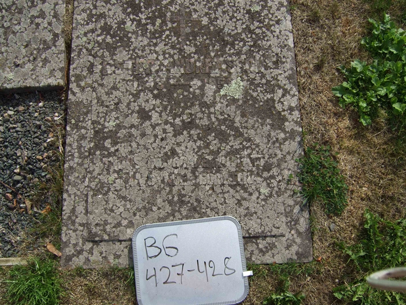 Grave number: B G D    10-12