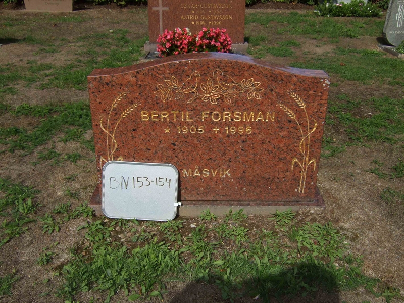 Grave number: B N C    69-70