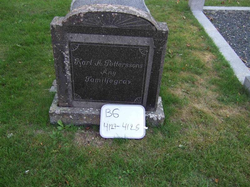 Grave number: B G D   128-129