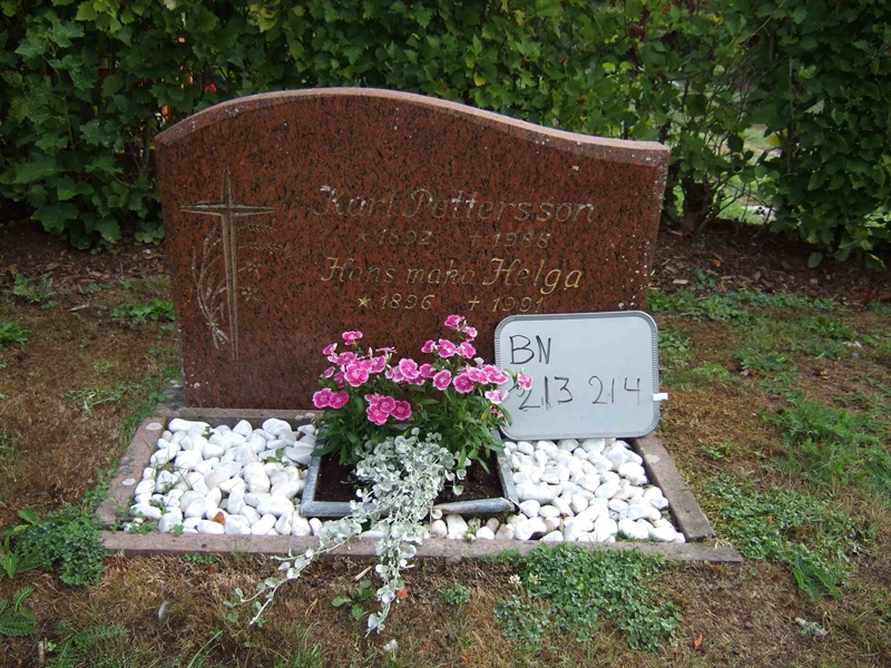 Grave number: B N C    11-12