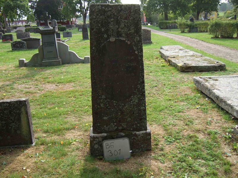 Grave number: B G C   135