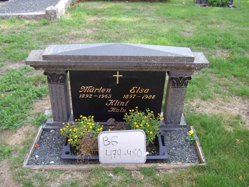 Grave number: B G D    83-84
