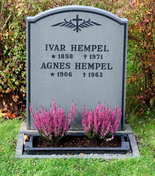 Gravnummer: F Ö C   354-355