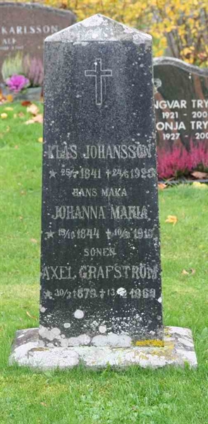 Grave number: F V C   126-127