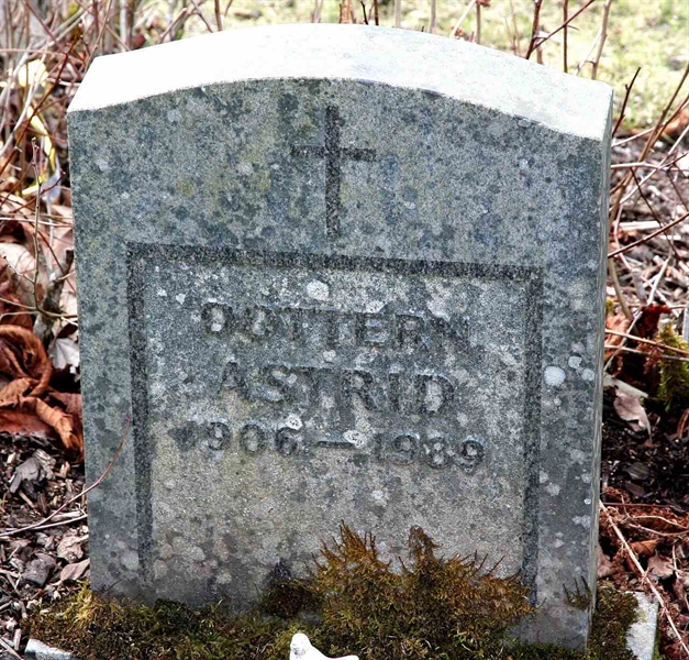 Grave number: A K    23-24