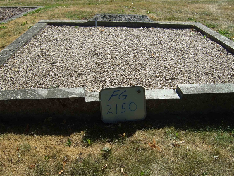 Grave number: F G B    71-72