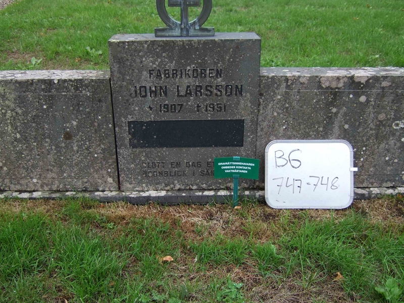 Grave number: B G F    33-34