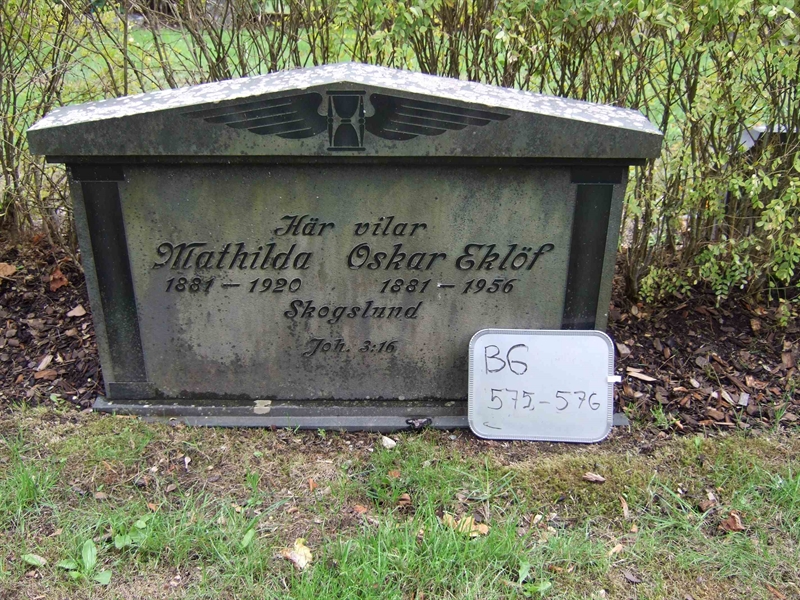 Hautatunnus: B G E    53-54