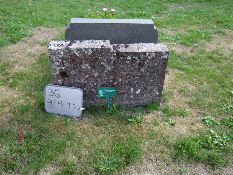 Grave number: B G D    57-58