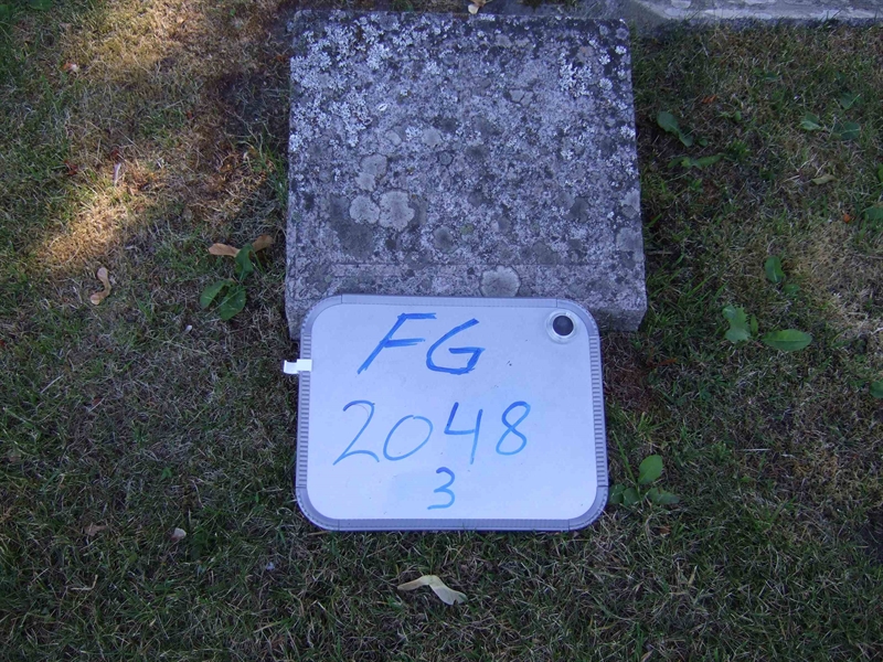 Grave number: F G B   240