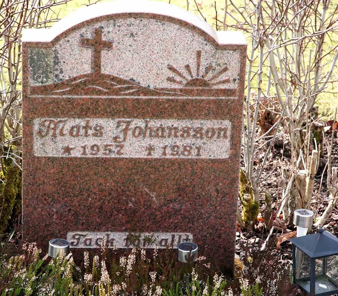 Grave number: A J 240