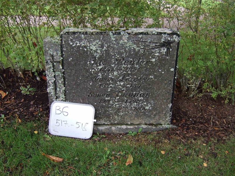 Grave number: B G E    31-32