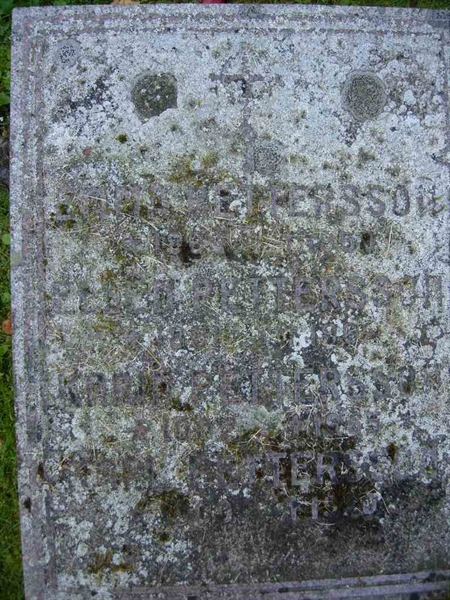 Grave number: S 24C E     3