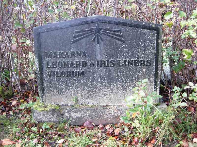 Grave number: A K 48-49