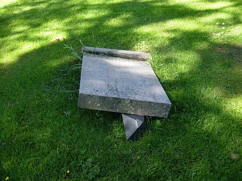 Gravnummer: S 26A D    13-14