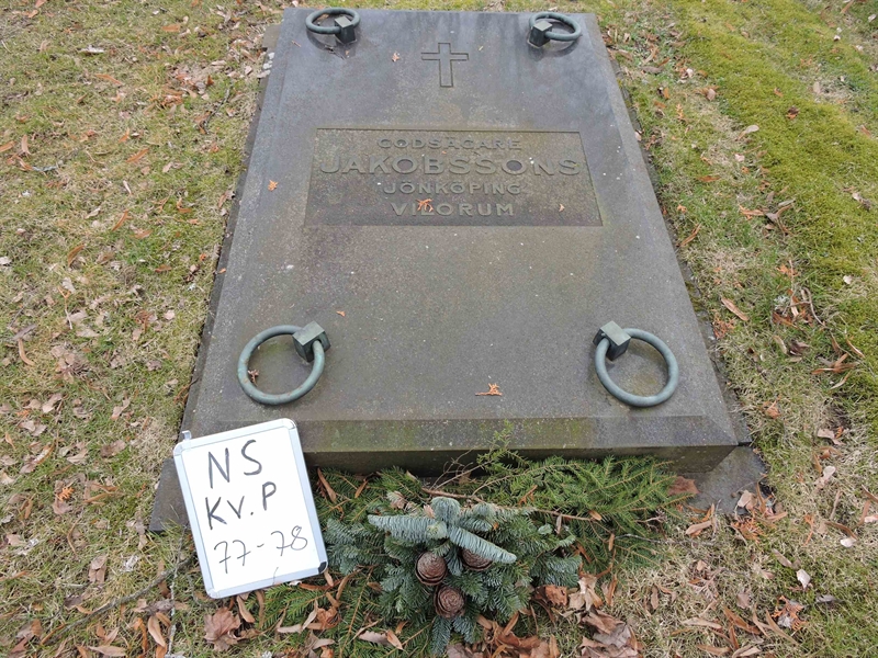 Grave number: NS P    77-78