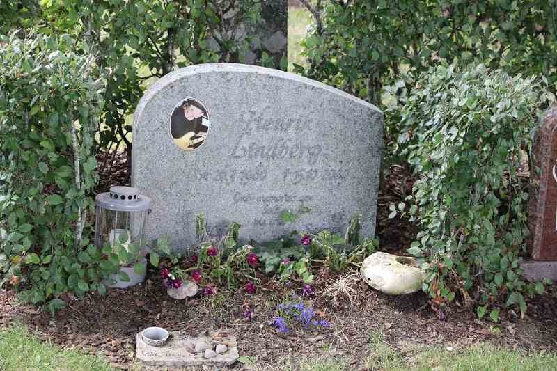 Grave number: G B   188