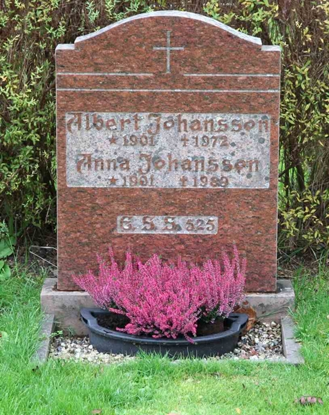 Grave number: F Ö C   221-222