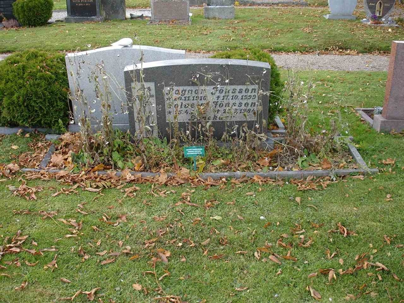 Grave number: FN O    28, 29