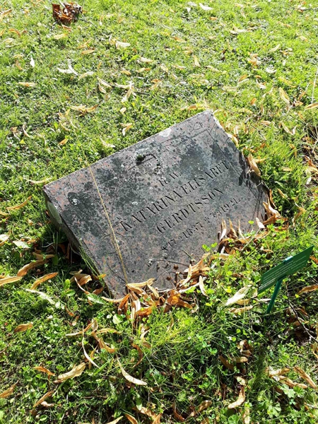 Gravnummer: GK F 4   330A